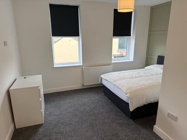 Large Accommodation in Redcar - En-Suite Bedrooms Main Photo