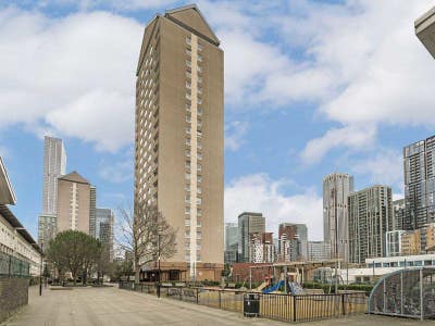 1 Double available *5 Bed Flat in Canary Wharf Main Photo