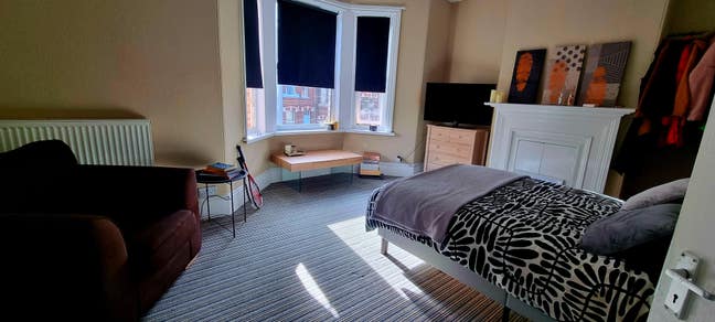 🔥Low Deposit!!!🔥Bright Rooms to Rent🏡 Main Photo