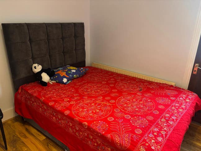 Double  Room Available Main Photo