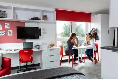 September 2025/26 | Bills Included | Students Only Main Photo