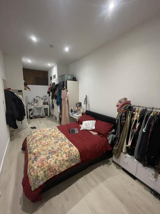 *updated ad* Spacious Double Room in Girls house Main Photo