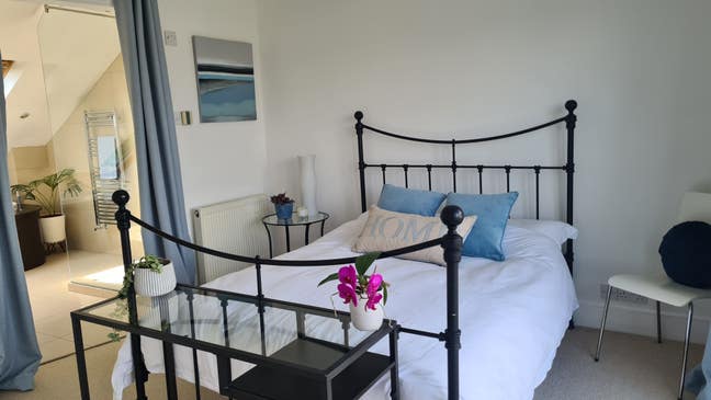 Fantastic double room with luxury en-suite Main Photo