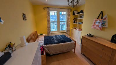 Room Available in 2-Bedroom Flat Main Photo