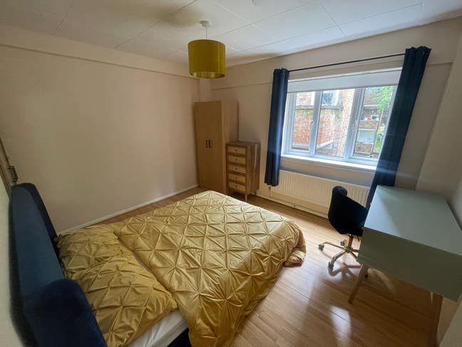 Superb 4 beds flat - Camberwell/Denmark hill Main Photo