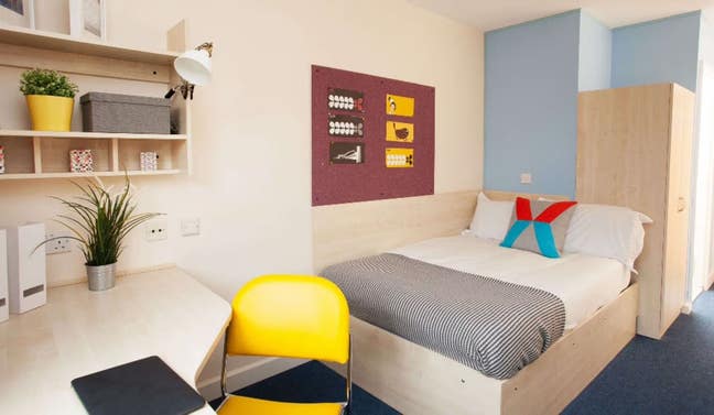 London student accommodation summer replacement  Main Photo