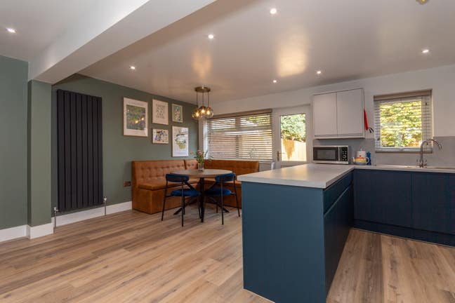 📫 Trade Your Old Address for a New One 🙌🏼 Main Photo