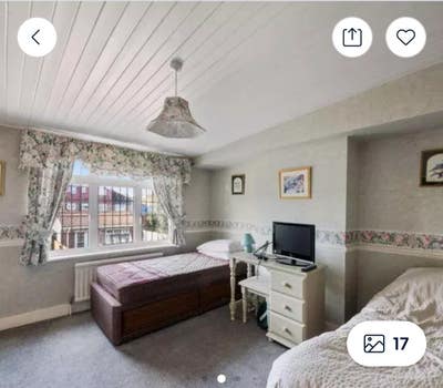 1 double room available  Main Photo