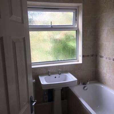 Large Double Room available for single person Main Photo