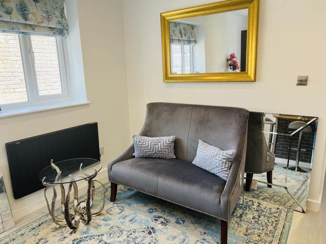 Lodger wanted that likes Tiny House Living Main Photo