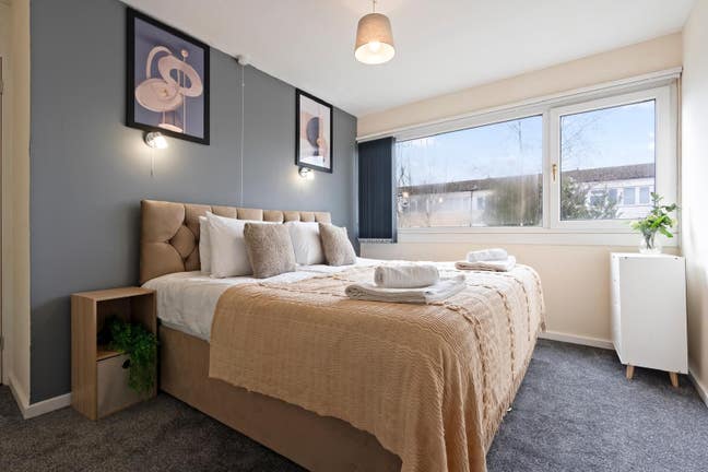 Fully furnished three bed house near NEC Main Photo