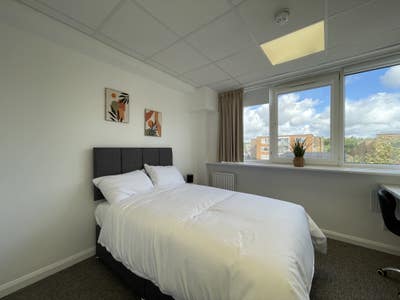  Luxury furnished studio | All Bills Included  Main Photo