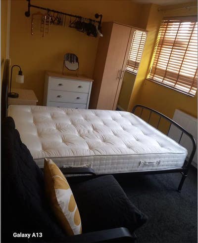 Clean D/R   Main Photo