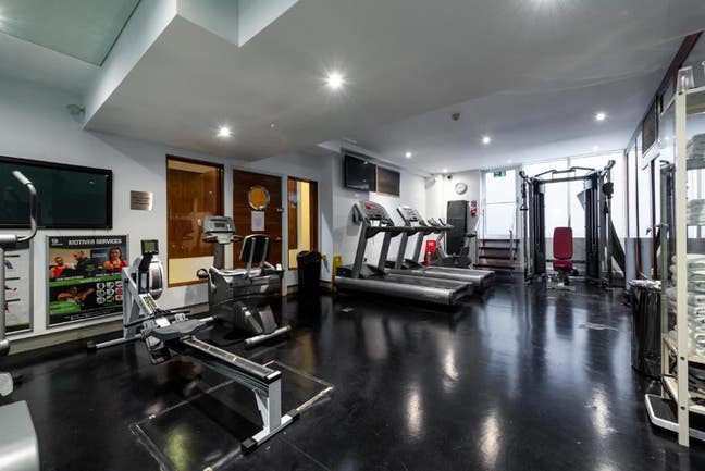 Short term Studio to rent Kensington/Chelsea  Main Photo