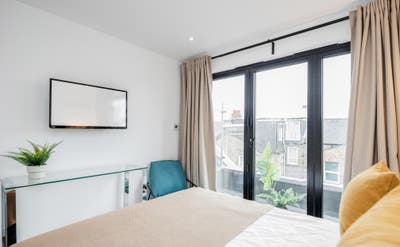🌟Double in Amazing House W/ Private Terrace🌟  Main Photo