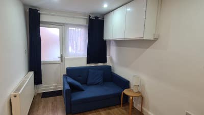 Room for rent Main Photo