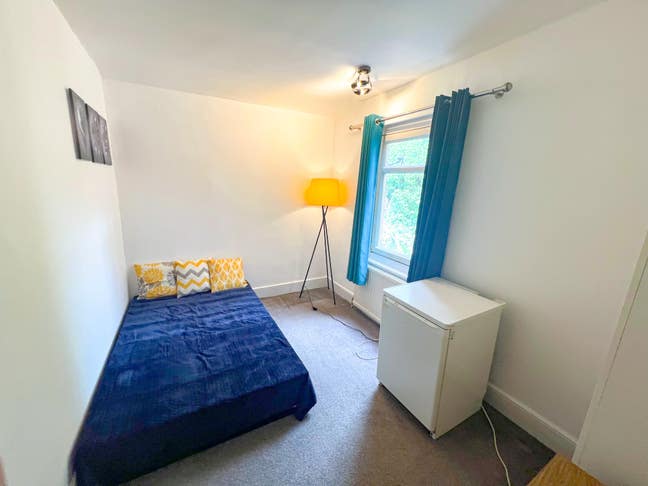 Single room in Mansion House Finchley Main Photo