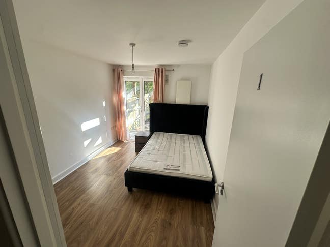 Double Room to Let – 3 Min Walk from Wembley Park  Main Photo