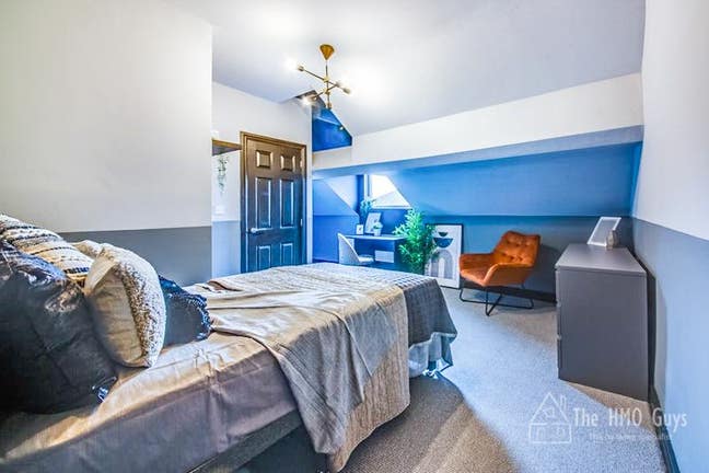 🚨 7-Bedroom Designer House Share🚨 Main Photo