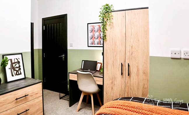 ✨ Designer Ensuite Rooms – Warrington Main Photo