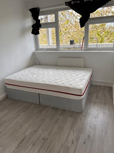 Brixton - Double room in excellent location  Main Photo