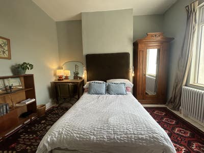 Sunny double bedroom west hill Hastings Main Photo
