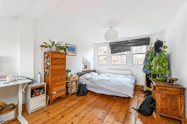 Double Room Sublet in lovely Clapton Flat!  Main Photo