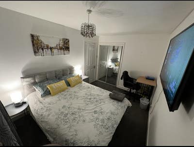 Private room with shared access kitchen/toilet Main Photo