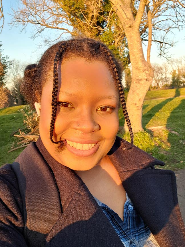 32 YO professional looking for room - December  Main Photo
