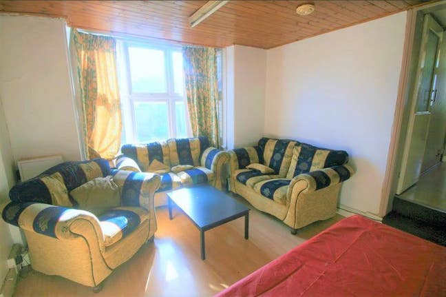 🌿Garden I Living Room I Leyton I Central line Main Photo