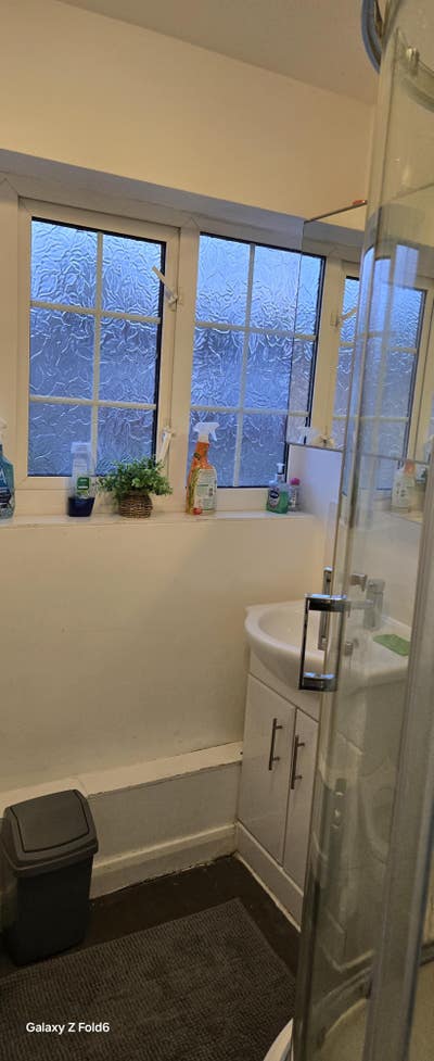6 beautiful rooms to let in Plumstead Main Photo