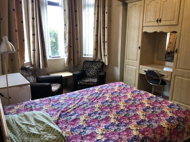Excellent Location, Great House. Main Photo