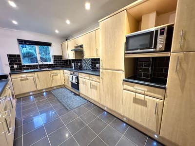 Massive Double Available in South Wimbledon Main Photo