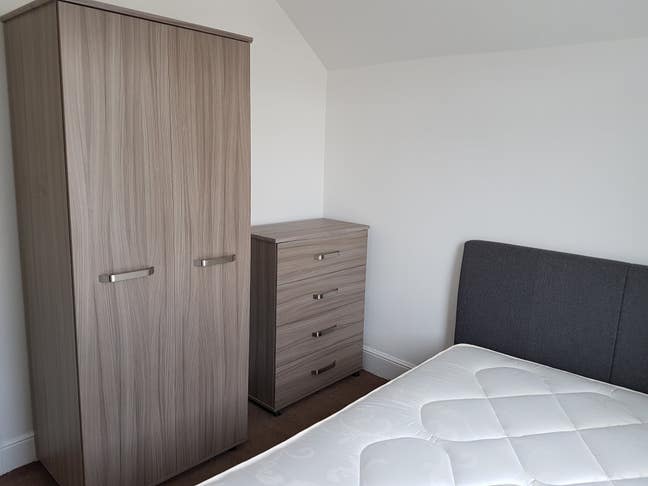 Room to let in Town Centre House Main Photo