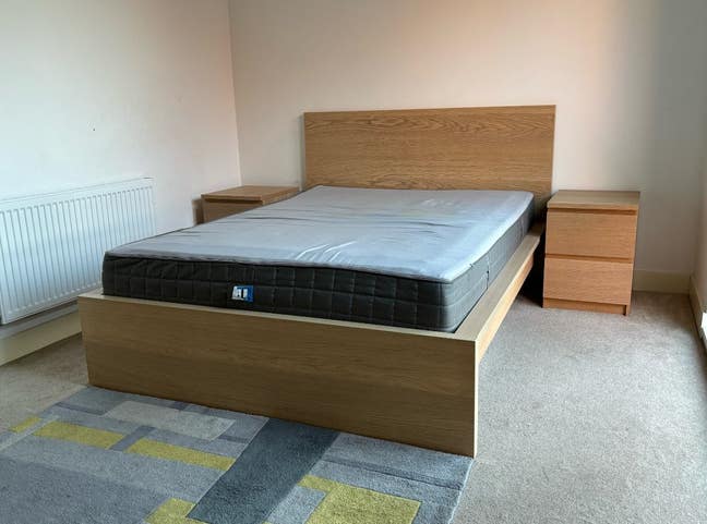 Double Room - Modern houseshare - City centre Main Photo