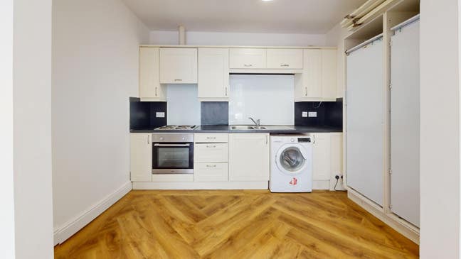 6 Bed Student Home for 2025/2026 Academic Year Main Photo