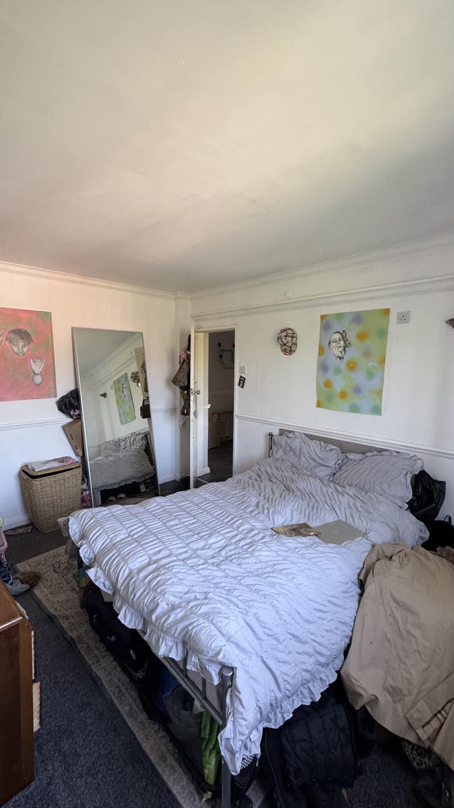 Double bedroom single use Main Photo
