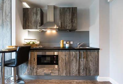 Private Studio – Reading Centre – Summer Let Main Photo