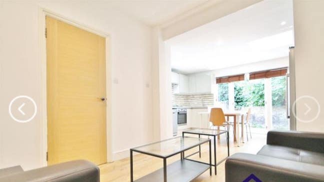 Stunning 4 bedrooms Victorian House with Garden  Main Photo