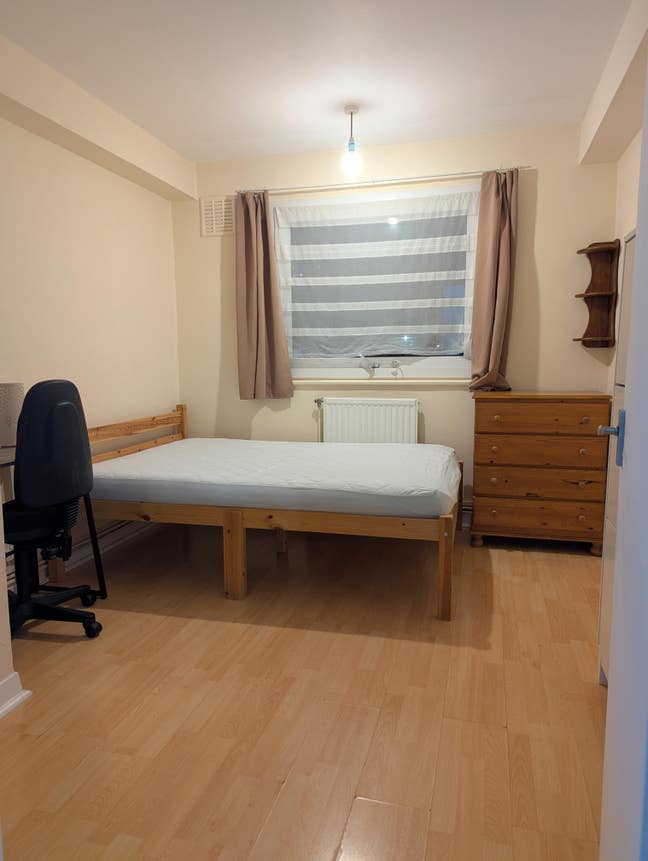 Double room, 750pcm (Bills inc.)  Main Photo