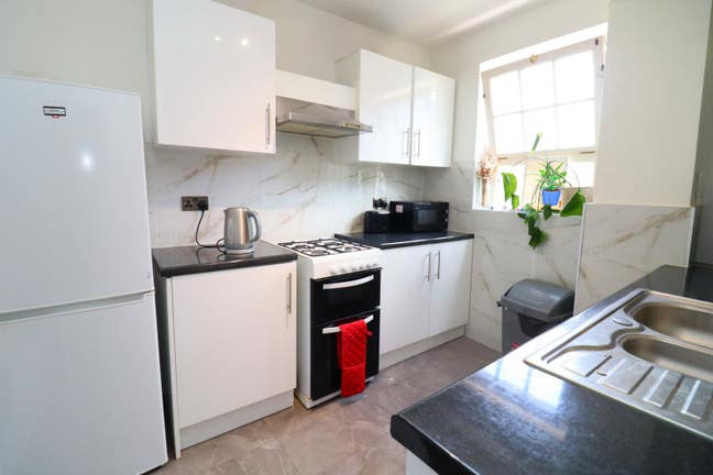 Chic Room in Southbank-15mins walk to London Eye Main Photo