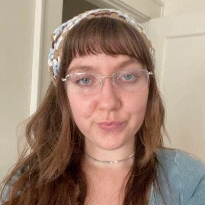 Looking for a room in January Main Photo