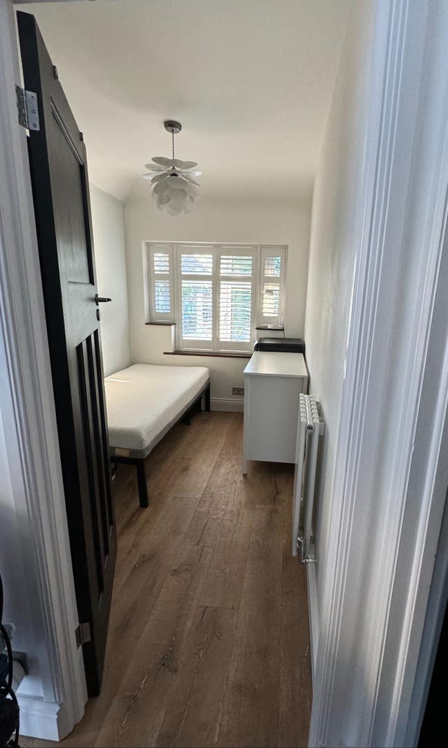 Single room, Eastcote, Mon–Fri or weekends only Main Photo