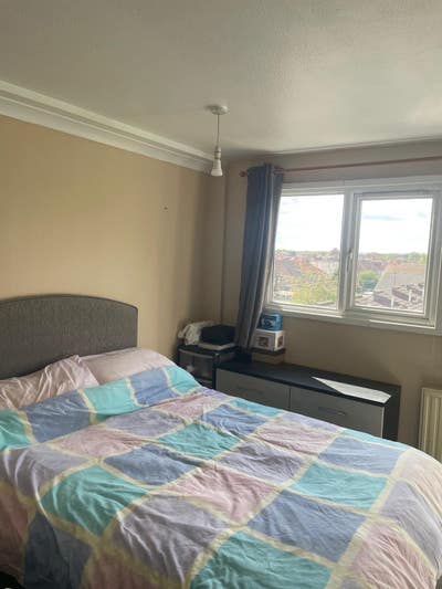 Double Room Available to Rent in Hounslow Main Photo