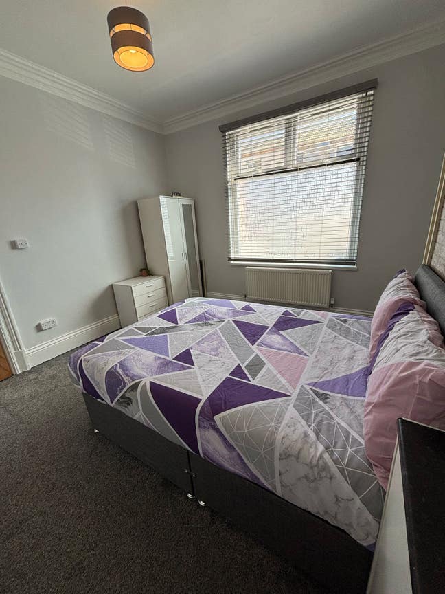 Amazing Offer only &pound;500pcm Double Ensuite Room Main Photo