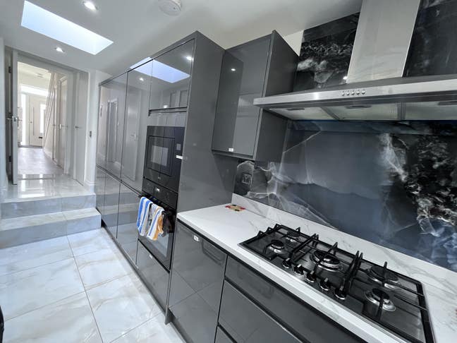 Small Double Room with separate Washroom available Main Photo