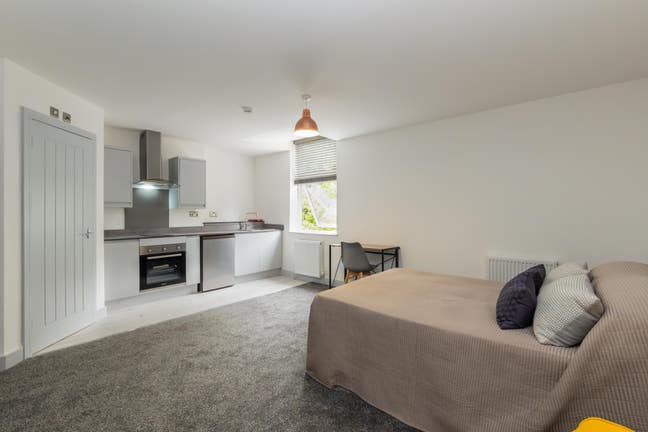 All bills included - Large Self contained studio Main Photo