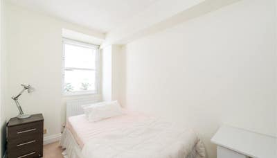 Calm pleasant room, spacious Marylebone flatshare Main Photo