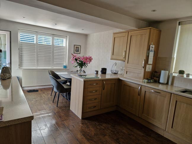 Double room with own private bathroom Main Photo