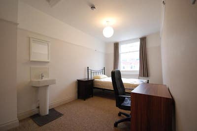 Amazing Student room for rent  Main Photo